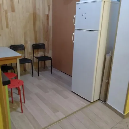 Hostel Four Seasons